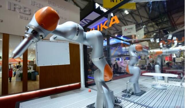 2017全球10大領(lǐng)先協(xié)作機(jī)器人盤點(diǎn)！